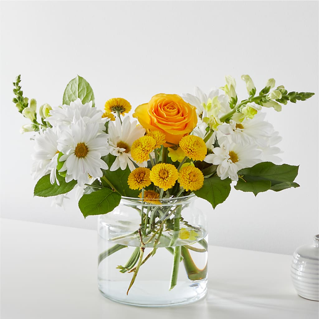 Sun Salutation Bouquet – Amour Flowers, Frederick MD