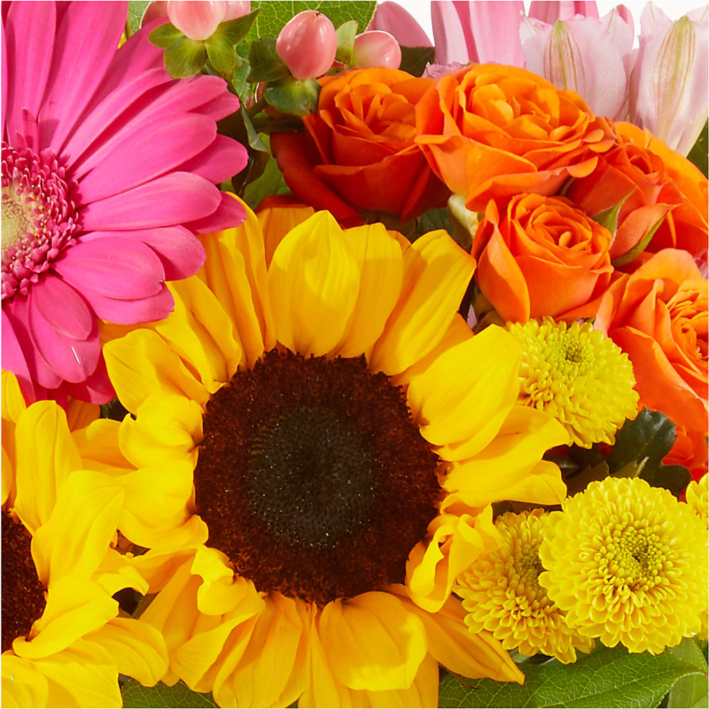 Florist Original Mixed Bouquet – Amour Flowers, Frederick MD