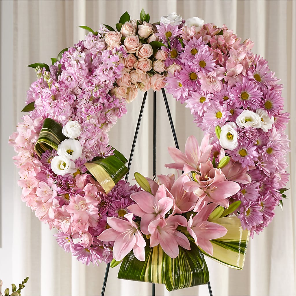Gift of Warmth Wreath – Amour Flowers, Frederick MD