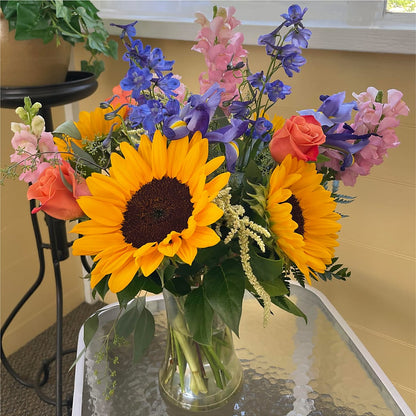 Rays of Life Bouquet –  Amour Flowers, Frederick MD