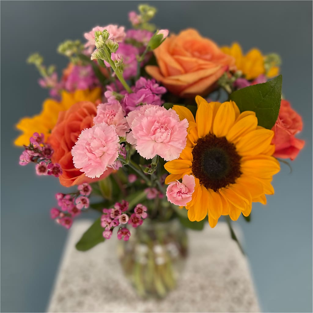 Yellow Brick Road Bouquet –  Amour Flowers, Frederick MD