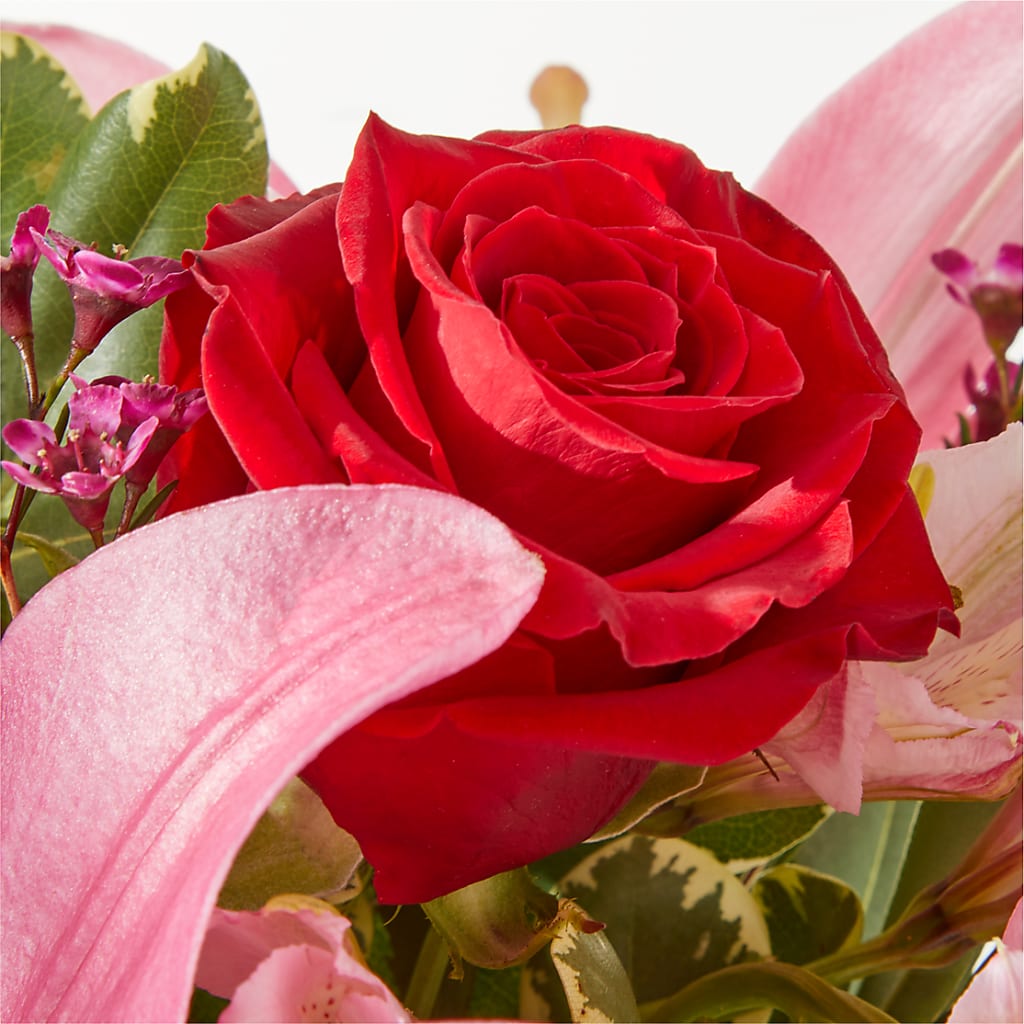 Lucky in Love Bouquet –  Amour Flowers, Frederick MD