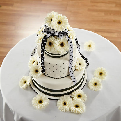 Simple Sophistication Cake Décor –  Amour Flowers, Frederick MD